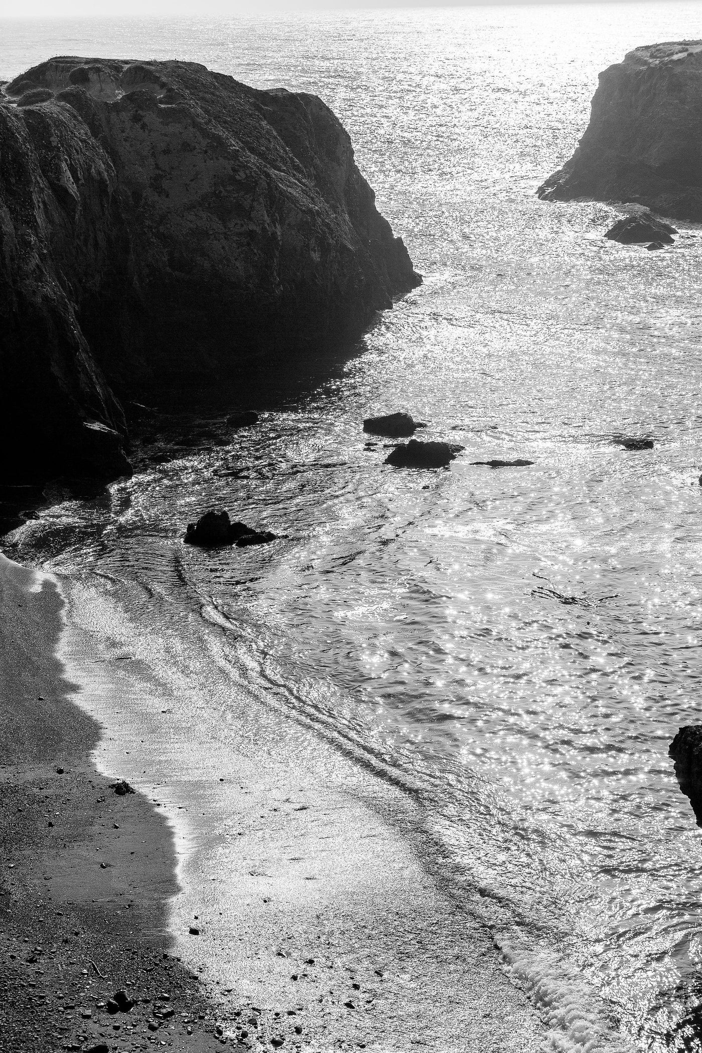 Black and White Bluffs