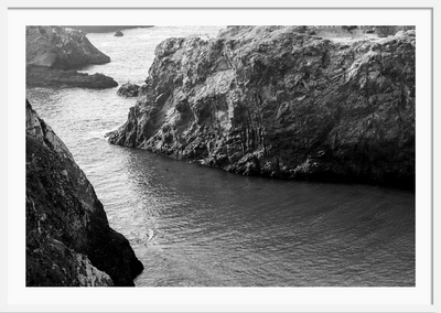 Black and White Bluffs 2